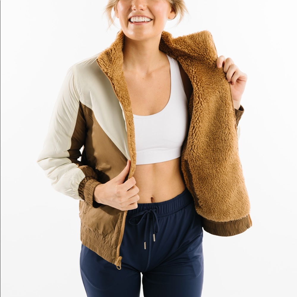 ZYIA Camel Sierra Fleece Reversible Jacket - M
